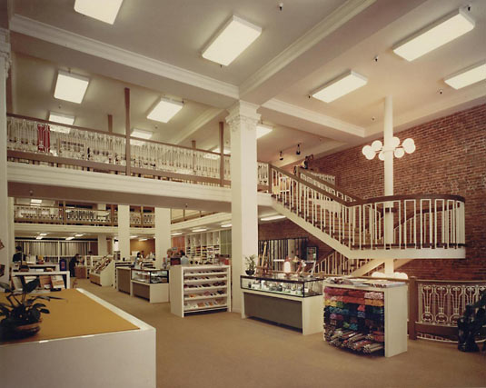 Flax history, 250 Sutter St 250-sutter-street-interior.jpg